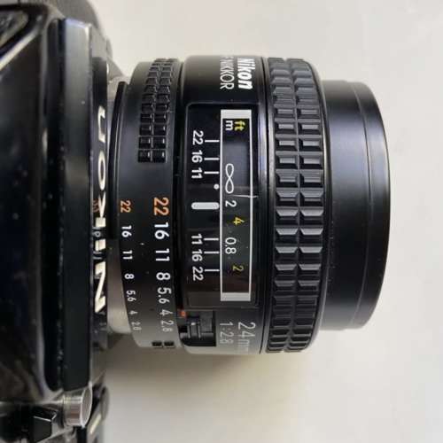 Nikon F2 Black paint+ Nikon AF NIKKOR 24mm f2.8