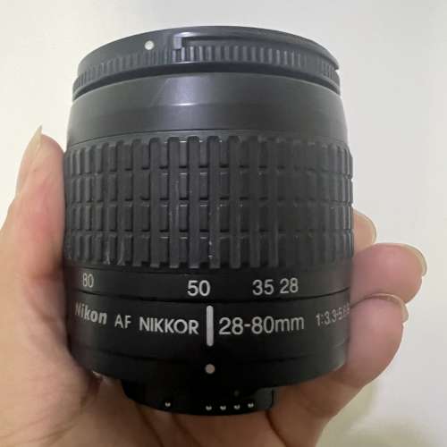 Nikon Af 28-80mm F3.3-5.6G (nikon) *mount口有爛，當parts