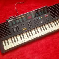 Yamaha PSS-280 Vintage FM synthesiser 電子琴 MADE IN JAPAN