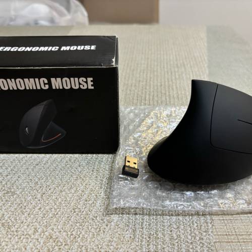 人體工學滑鼠 Ergonomic Mouse（2款）