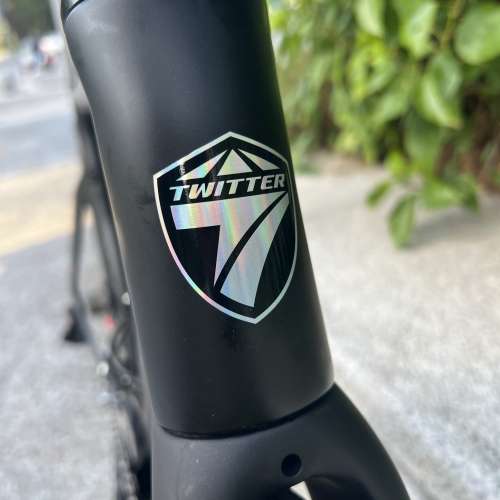 騅特 TWITTER T8 24速 碳把 碟剎桶軸碳纖維公路車 $4780/$5380送水架前後蛙燈