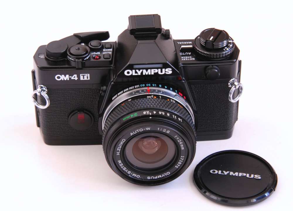 Olympus OM-4Ti Black Body + Olympus 24mm F2.8 H.Zuiko 98% New