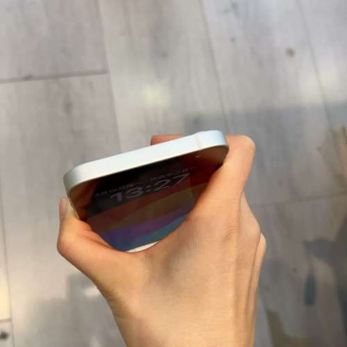 Apple iPhone 13 512G  5G 功能全部正常運作，電池效能90 %，電池良好，已貼貴價玻...