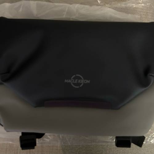 全新男士斜孭包