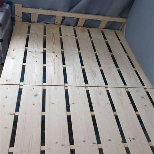 Foldable bed frame 新的
