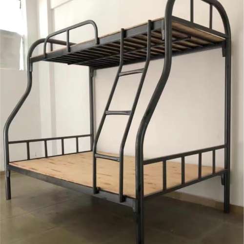 Solid wood double layer steel frame bed single double全新的