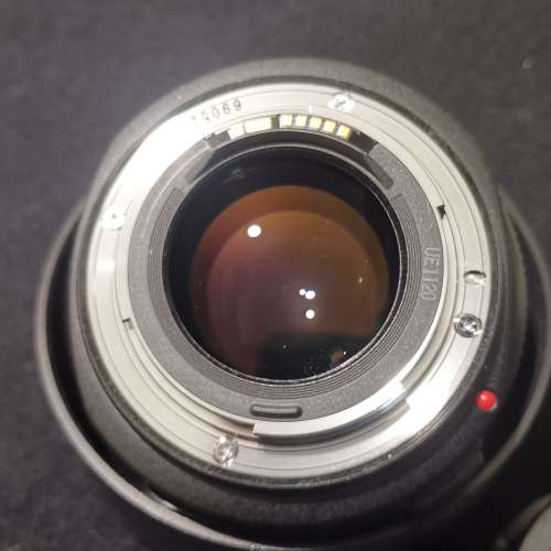 Canon 50mm f 1.2 L USM