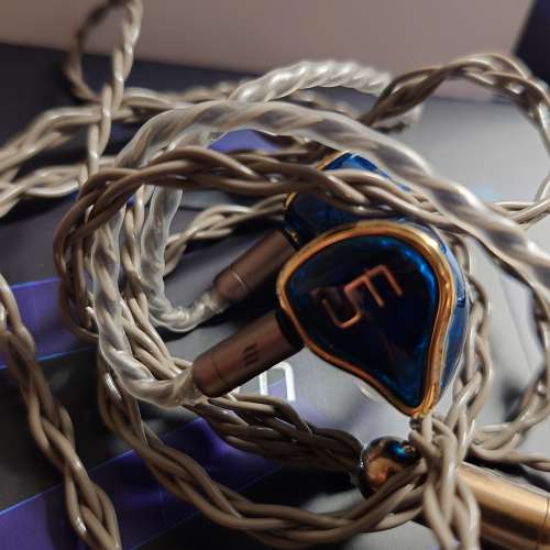 Um unique melody Mest mk3