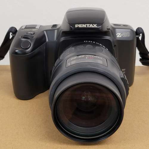 Pentax Z-20 菲林相機 + Power Zoom 28-80mm F3.5 鏡頭 + 遙控