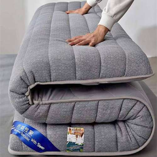 因工廠倒閉，存貨太多現特價清倉處理一批加厚乳膠床墊