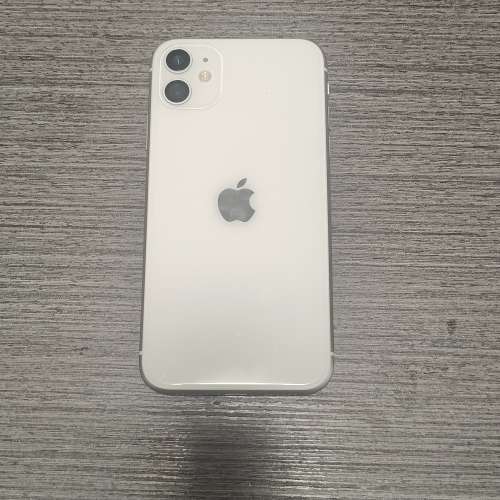 iPhone 11 128GB (+Screen Cover)