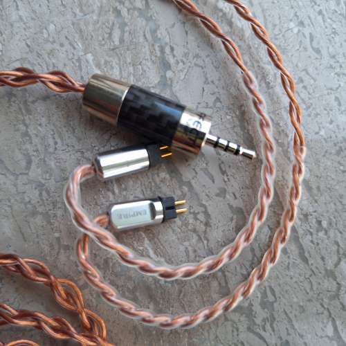 Empire Ears Bravodo MK II 有盒