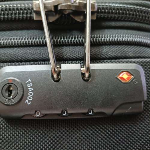 Lowepro Pro Roller X100 AW 背包