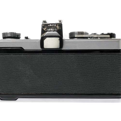 OLYMPUS OM-1 35mm SLR Film Camera with E.ZUIKO AUTO-T 100mm F2.8 Lens