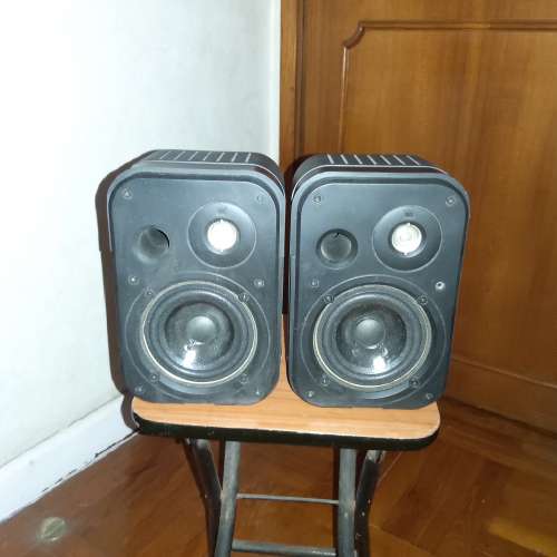 JBL Control 1 喇叭