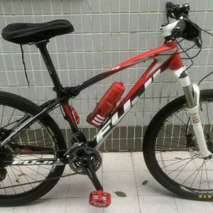 FUJI C5 26" Carbon mountain bike  HK$2,500.00 (或交換 Road Bike)