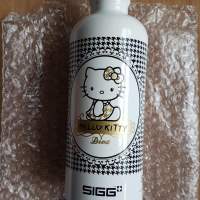 全新 🇨🇭 瑞士製造 Sigg❌Hello Kitty ( 特別版 ) Pepita Diva 鋁製水瓶，0.6L No...
