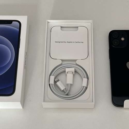 100 ％全新 iphone 12 mini 128GB 黑色（香港行貨）