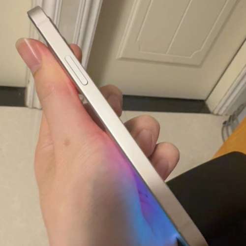 iphone 12 256G 98% new ,電池效能86%，電池還非常耐用。