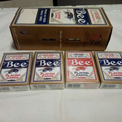 出售 全新 美國(蜜蜂啤派)紅色，藍色