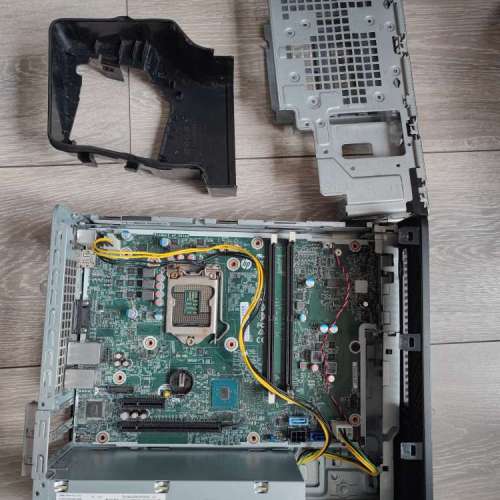 壞HP ProDesk 400 G4 SFF 零件機+ 壞Lenovo m72e+ 壞底板兩塊