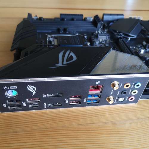 (新淨) ASUS ROG STRIX Z390-E GAMING底板連背板