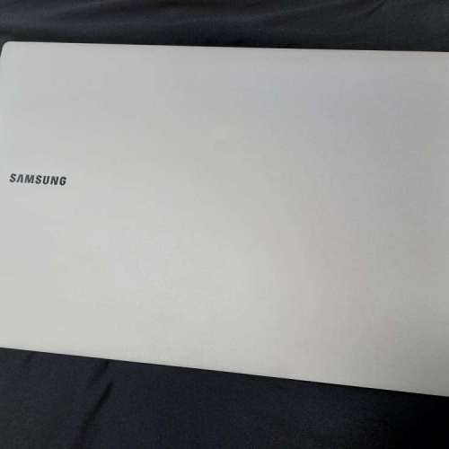 Samsung Galaxy Book 15.6" i5 1135G7, 8G ram 256 ssd, SIM card上網, 95%新