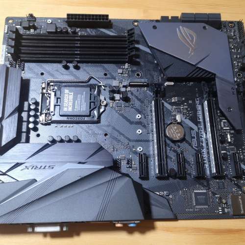 (新淨) Asus ROG STRX Z370-F GAMING主板跟原裝背板 (運作正常 已更新Bios 3004)