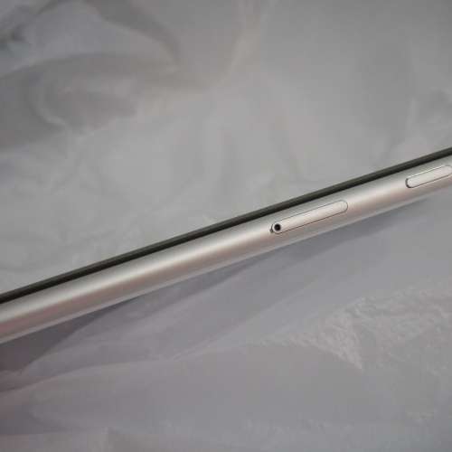 iPhone SE2 (2020) 128GB 港行白色