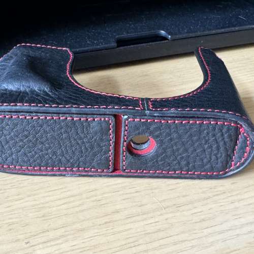 新淨Leica Q2用真皮皮套及手指柄