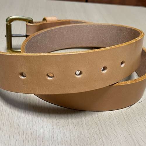 瑞士制造，全新原色Orignal colour 真皮皮帶belt