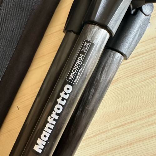 Manfroto 190CXPRO4三腳架 + 498RC2雲台 + MBAG70N袋