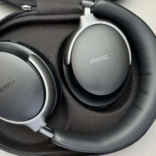 [幾乎全新] 香港行貨 BOSE 最新旗艦 QUIETCOMFORT ULTRA 無線藍芽降噪耳機