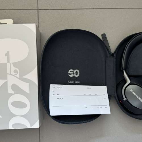 [幾乎全新] 香港行貨 B&W 最新旗艦 Px8 007限量特別版  無線藍芽降噪耳機