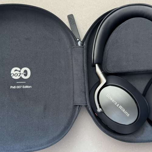 [幾乎全新] 香港行貨 B&W 最新旗艦 Px8 007限量特別版  無線藍芽降噪耳機