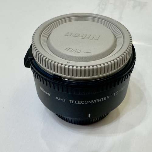 Nikon 70-200mm f/2.8 小黑6 + TC-17EII