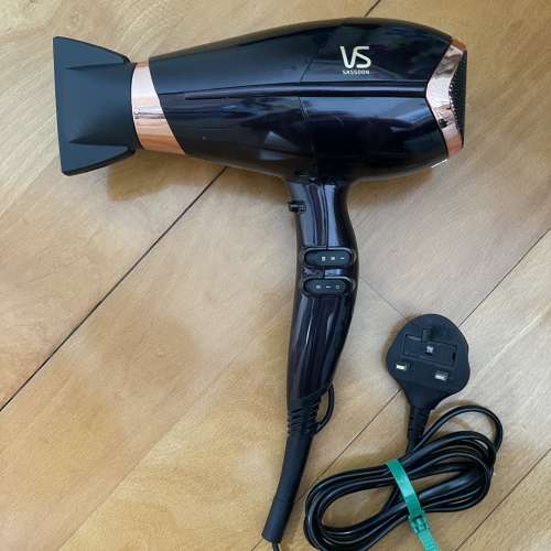 VS 風筒，hair dryer，2100W  100%操作正常  粉嶺火車站交收