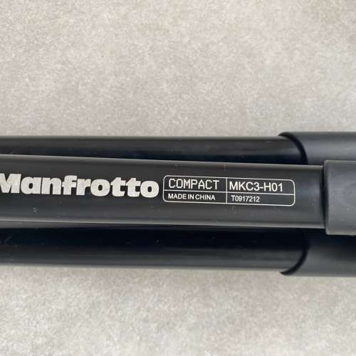 腳架Manfrotto MKC3-H01+燈架+ Phottix 柔光傘 70X70CM
