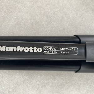 腳架Manfrotto MKC3-H01+燈架+ Phottix 柔光傘 70X70CM