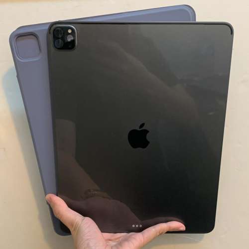 完美無花、行貨 iPad Pro 12.9吋 4代 256GB WIFI版，連 case