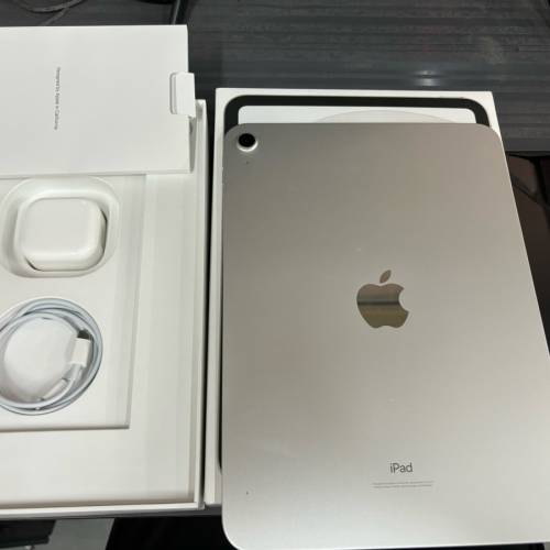 Sliver - Full set 98% new iPad 10 64gb WiFi only battery 100% one month warranty