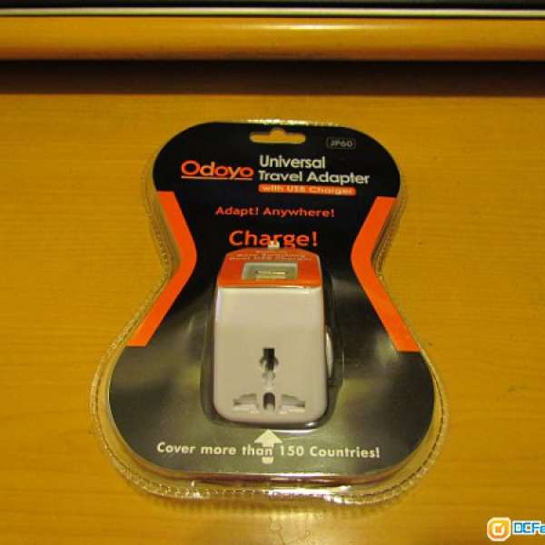 100% new Odoyo Universal Travel Adapter with USB Charger
