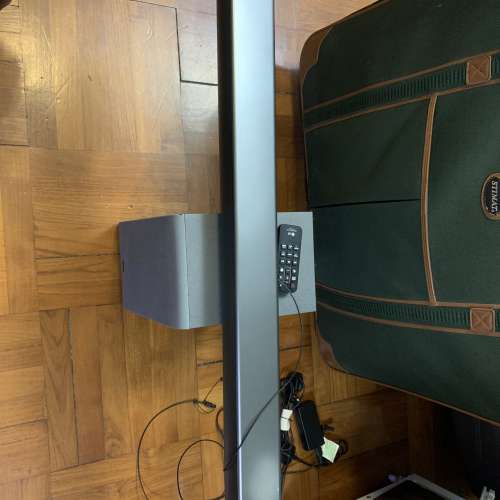 LG SJ4 sound bar and Woofer SPJ4-W 95% New