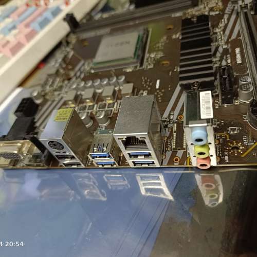 微星B550M超新淨，正常使用，可以sf，面交，有m2槽位