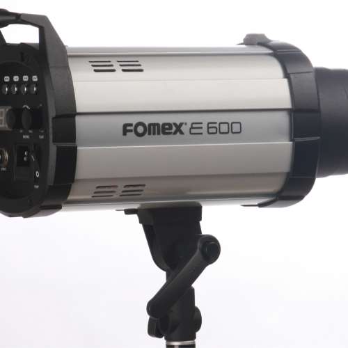 FOMEX韓國品牌600W影樓閃光燈