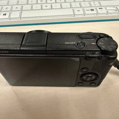 Ricoh GRIIIx dcfever 上年10月購入