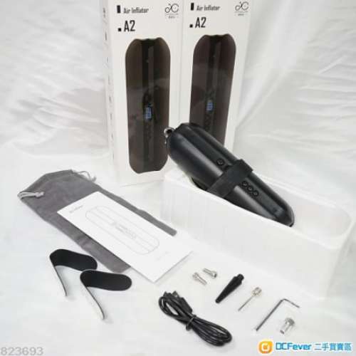 100%NEW CYCPLUS Air lnflator A2 智能高壓電動打氣筒 (黑色/白色)