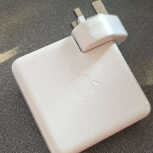 Apple 87W Type C power Adapter