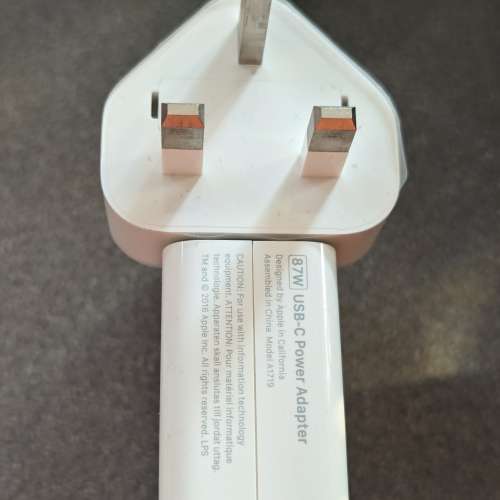 Apple 87W Type C power Adapter