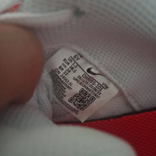 Brand new Nike Air Max size 38.5